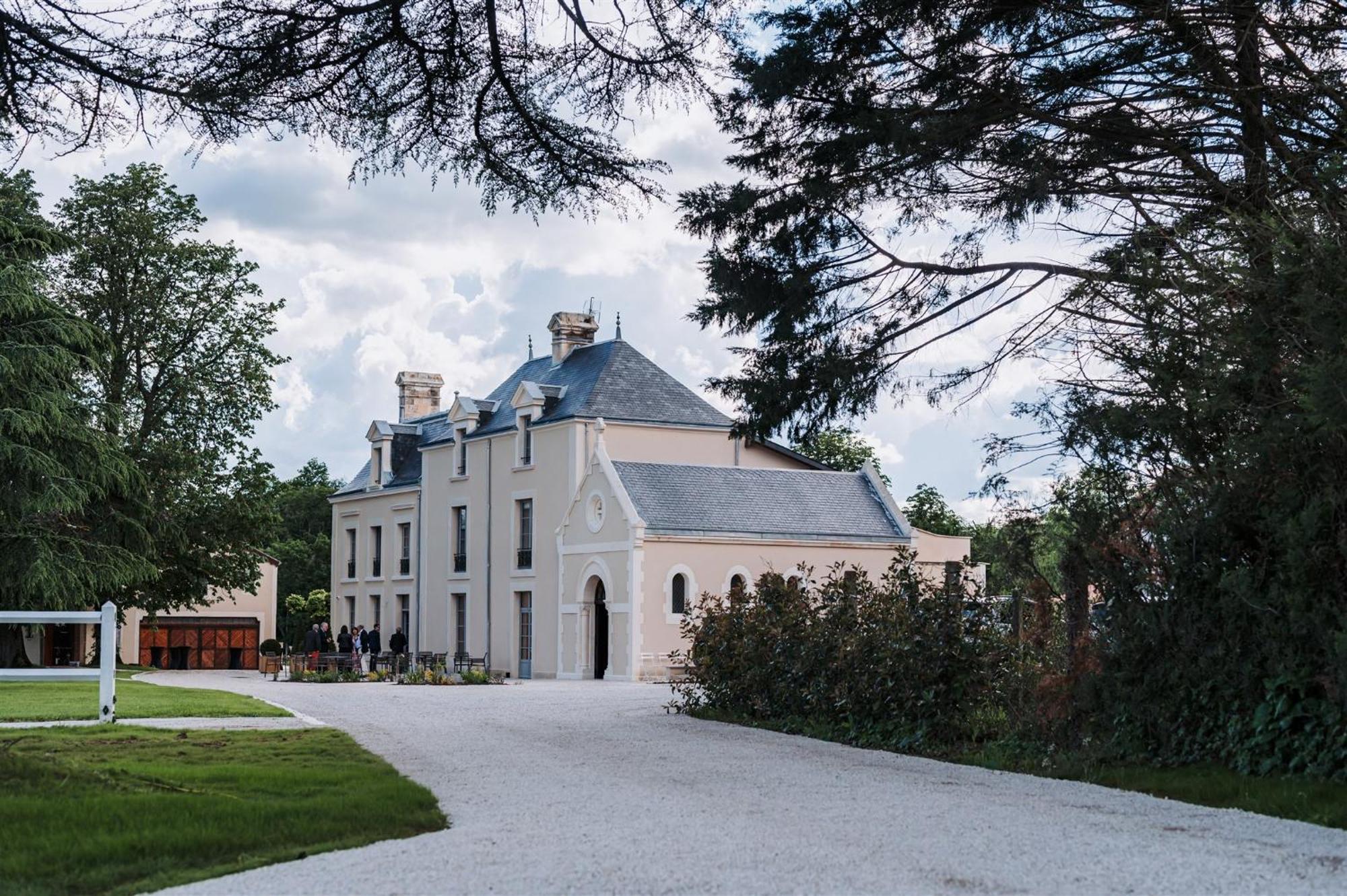 Hotel Domaine De L'Ecorcerie Fontaine-le-Comte Esterno foto